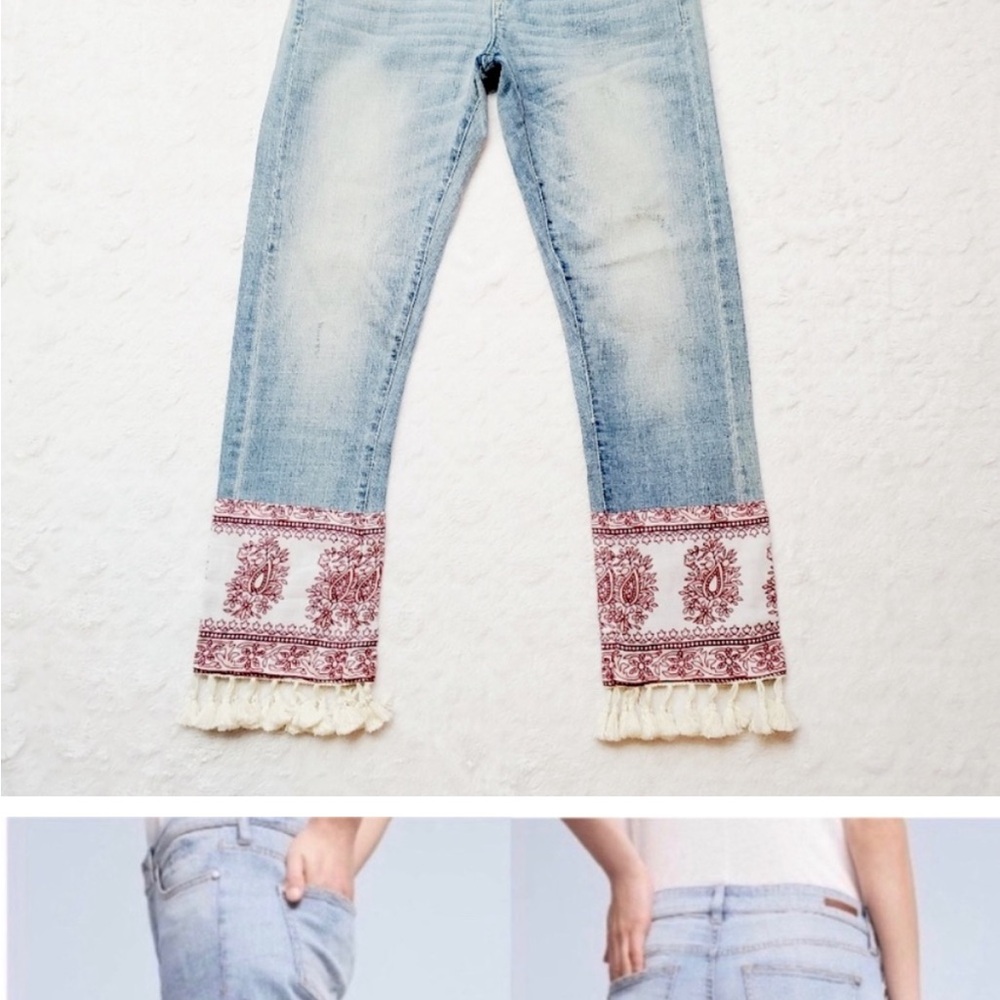 Anthropologie Women's Light Blue Jeans with Hem Details - Picture 2 of 10